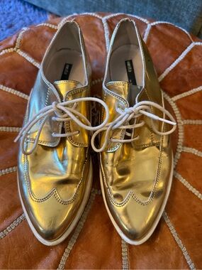 MIISTA
Miley Metallic Oxfords